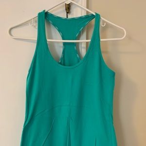 Size 8 lululemon cool racerback